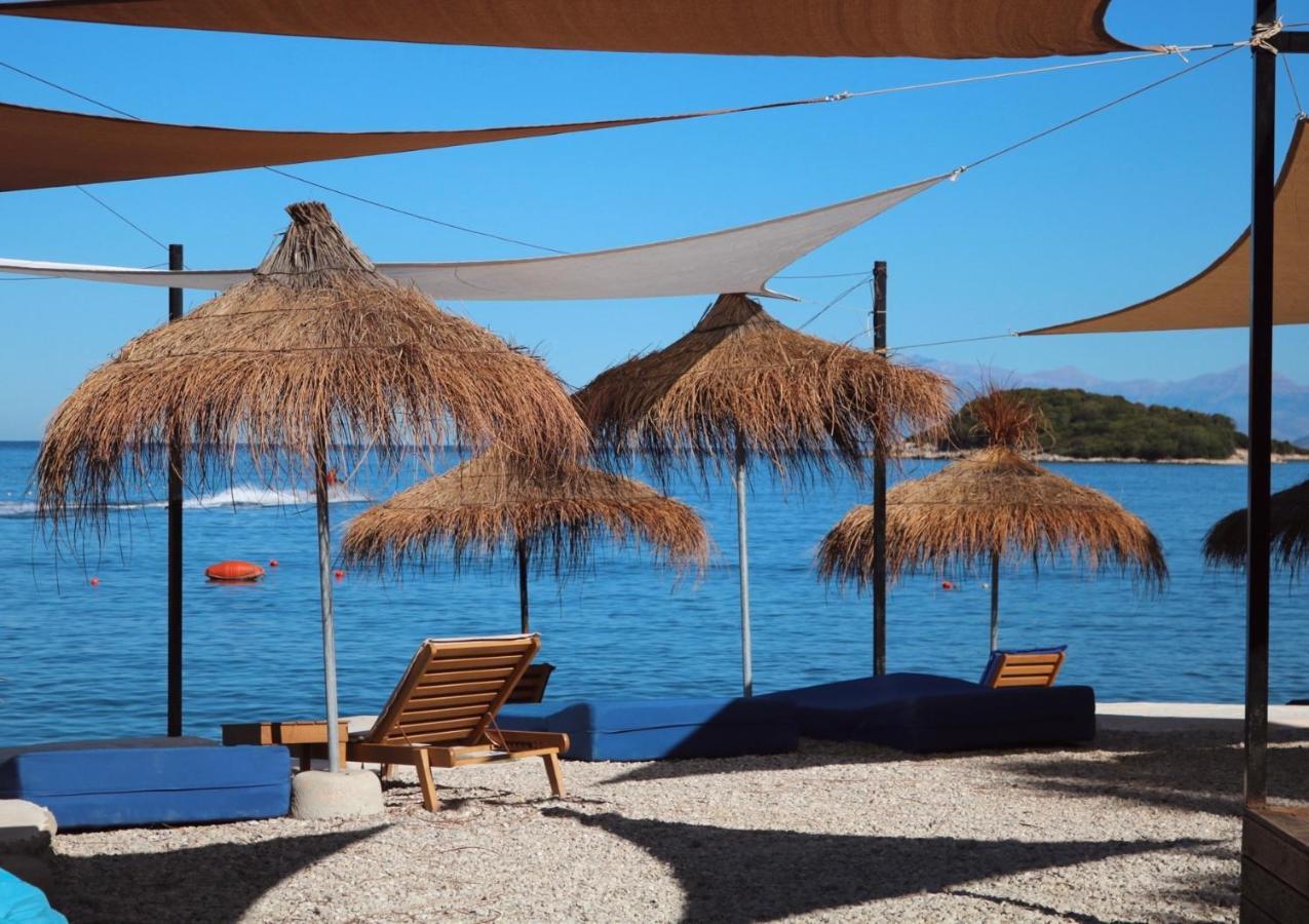 Manta Hotel Ксамил Экстерьер фото