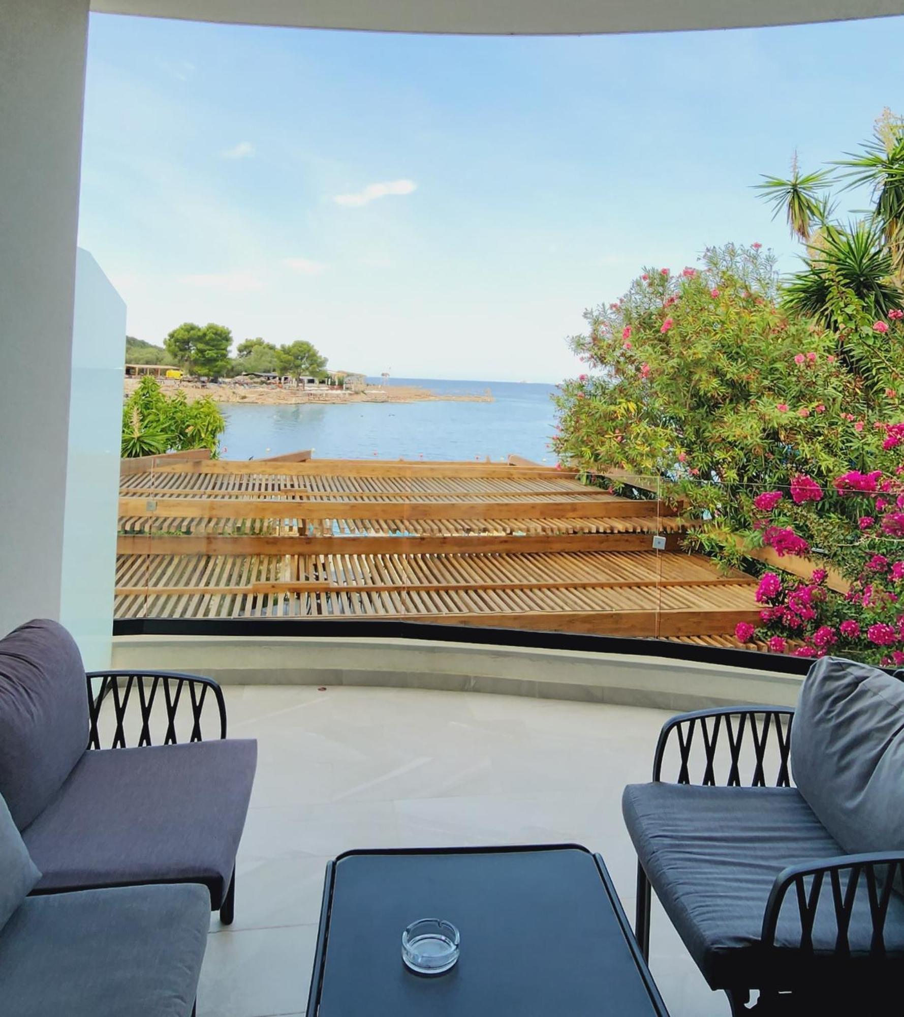 Manta Hotel Ксамил Экстерьер фото