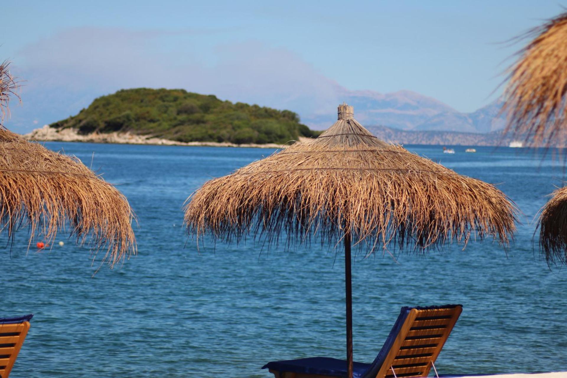 Manta Hotel Ксамил Экстерьер фото