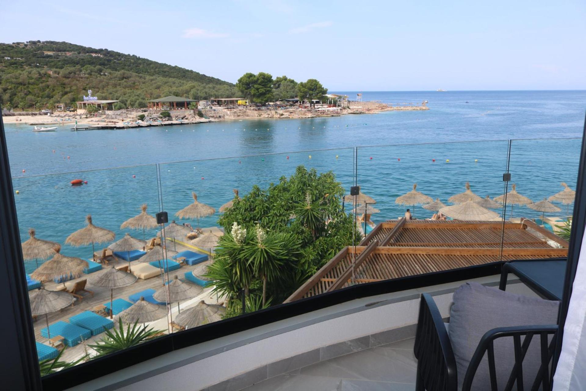 Manta Hotel Ксамил Экстерьер фото