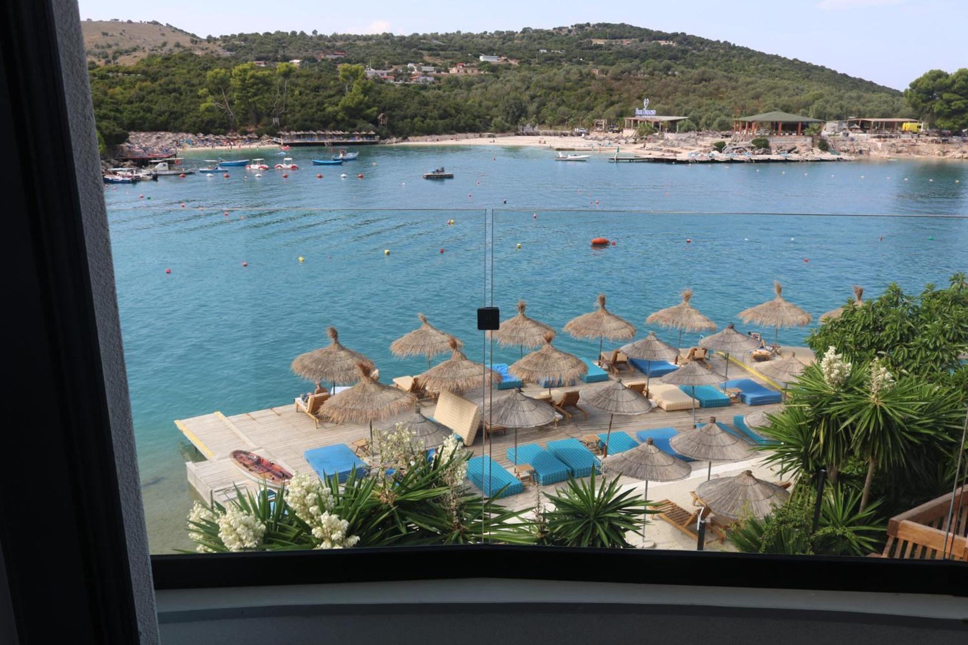 Manta Hotel Ксамил Экстерьер фото