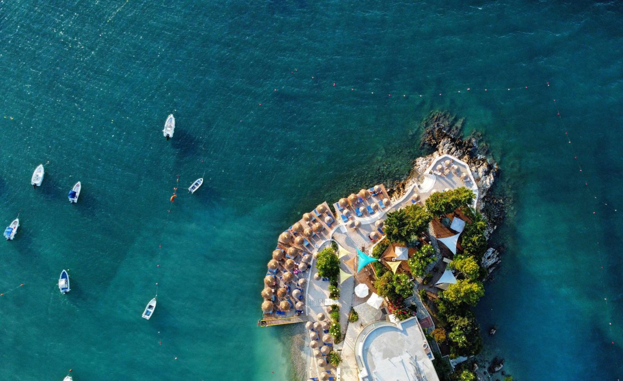 Manta Hotel Ксамил Экстерьер фото